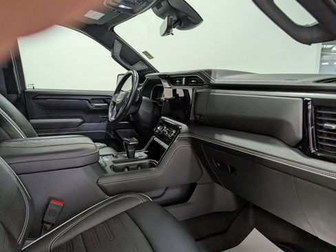 Used 2023 GMC Sierra 1500 AT4X image 20