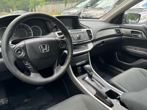 Used 2015 Honda Accord LX image 11