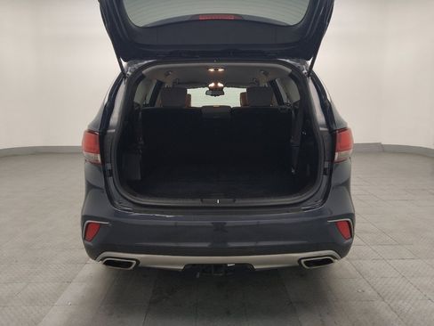 Used 2019 Hyundai Santa Fe XL SE FWD image 29