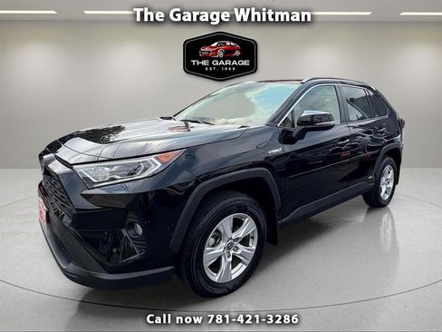 Used 2021 Toyota RAV4 XLE w/ Convenience Package image 1