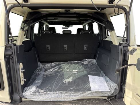 New 2026 Ford Bronco Raptor AWD/4WD image 17