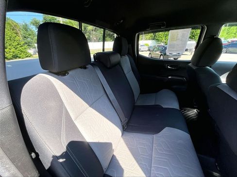 Used 2023 Toyota Tacoma TRD Sport w/ Technology Package AWD/4WD image 16