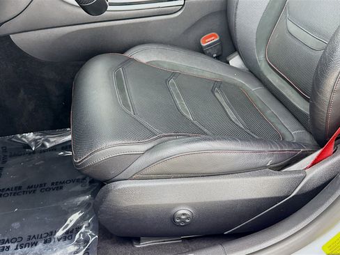 Used 2023 Mercedes-Benz C 43 AMG 4MATIC Sedan image 20