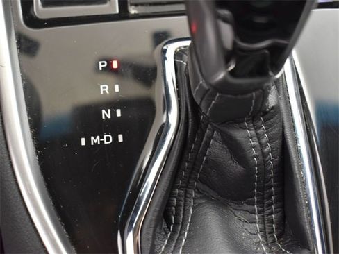 Used 2020 Subaru Outback Limited w/ Popular Package #2 image 19