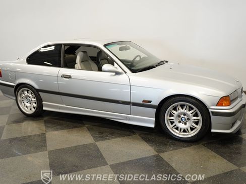 Used 1996 BMW M3 Coupe RWD image 16