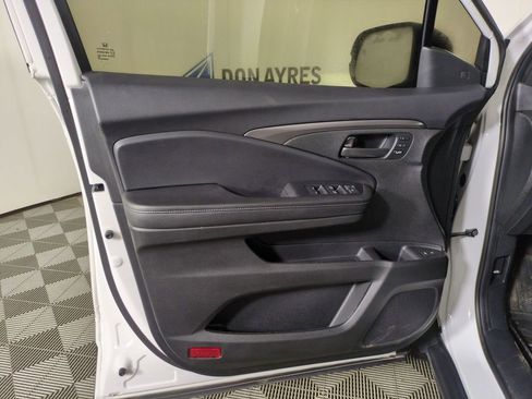 Certified 2024 Honda Passport EX-L image 14