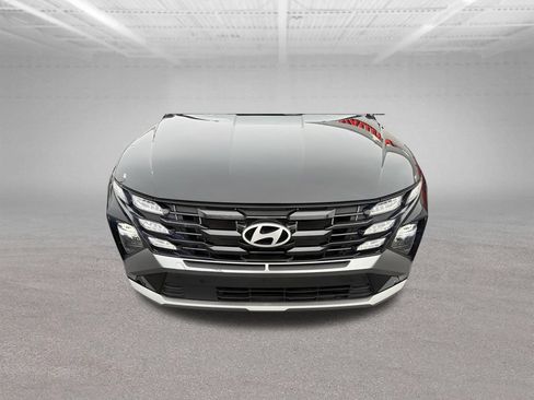 Used 2025 Hyundai Tucson SEL FWD image 16