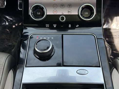 Used 2018 Land Rover Range Rover Velar R-Dynamic HSE AWD/4WD image 10
