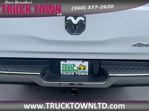 Used 2019 RAM 1500 Tradesman w/ SXT Appearance Group AWD/4WD image 32