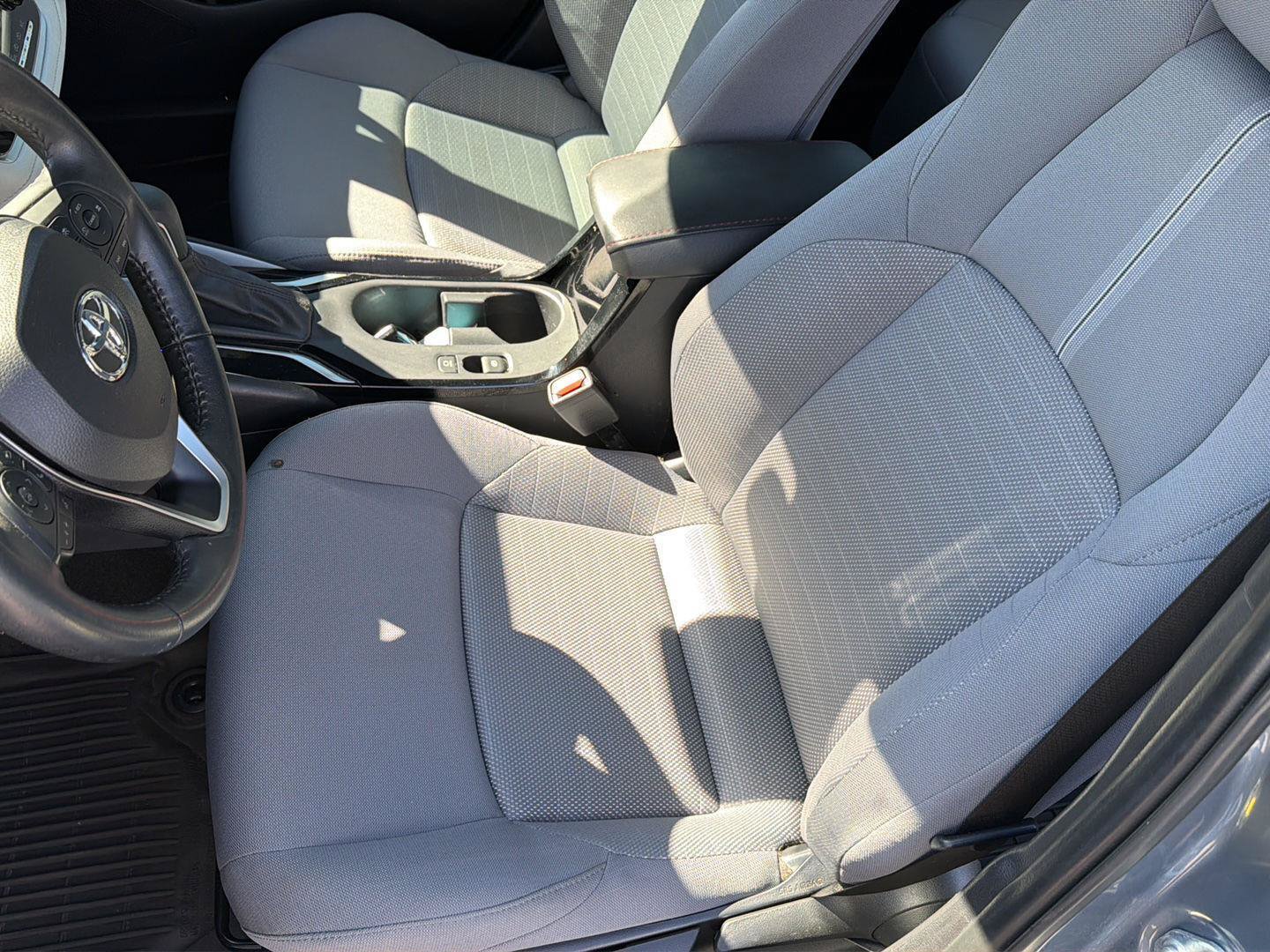 Used 2023 Toyota Corolla SE FWD image 29