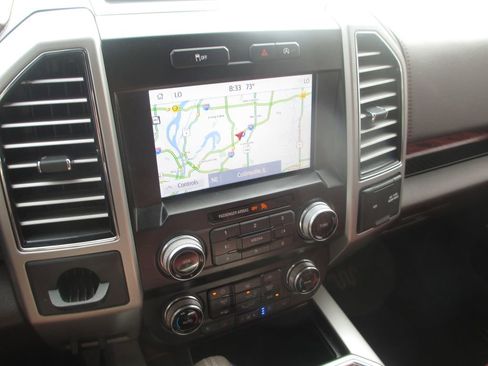 Used 2019 Ford F150 King Ranch w/ Equipment Group 601A Luxury RWD image 31