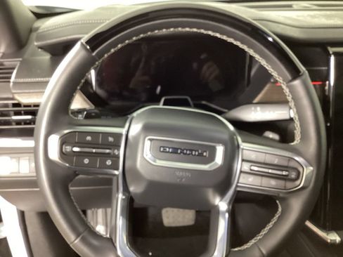 Used 2026 GMC Acadia Denali w/ Super Cruise Package AWD/4WD image 14