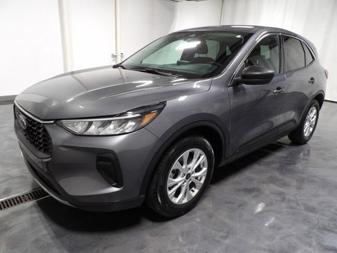 Used 2023 Ford Escape Active image 4