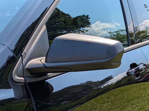 Used 2019 Chevrolet Equinox LS w/ LS Convenience Package FWD image 11