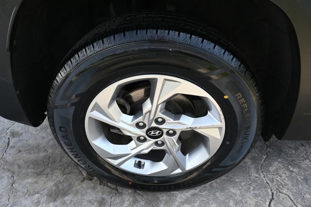 Used 2024 Hyundai Tucson SE AWD/4WD image 12