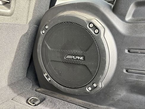 Used 2019 Jeep Wrangler Unlimited Rubicon w/ Dual Top Group image 31