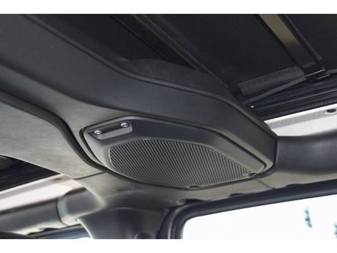 Used 2022 Jeep Wrangler Unlimited Rubicon 4xe w/ Steel Bumper Group image 14