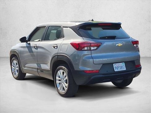 Used 2022 Chevrolet TrailBlazer LS FWD image 8