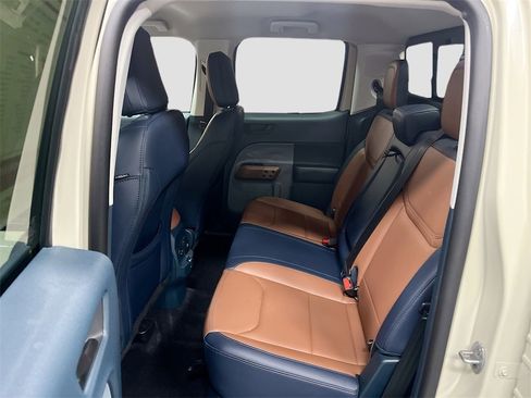 Used 2024 Ford Maverick Lariat w/ FX4 Off-Road Package image 25