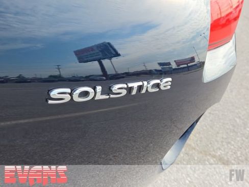 Used 2007 Pontiac Solstice Convertible w/ Premium Package RWD image 3