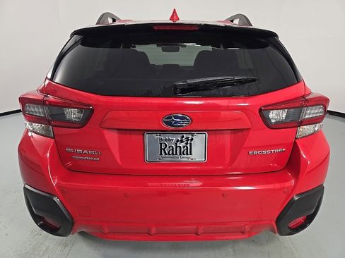 Used 2022 Subaru Crosstrek 2.5i Limited w/ Moonroof Package 2 image 4