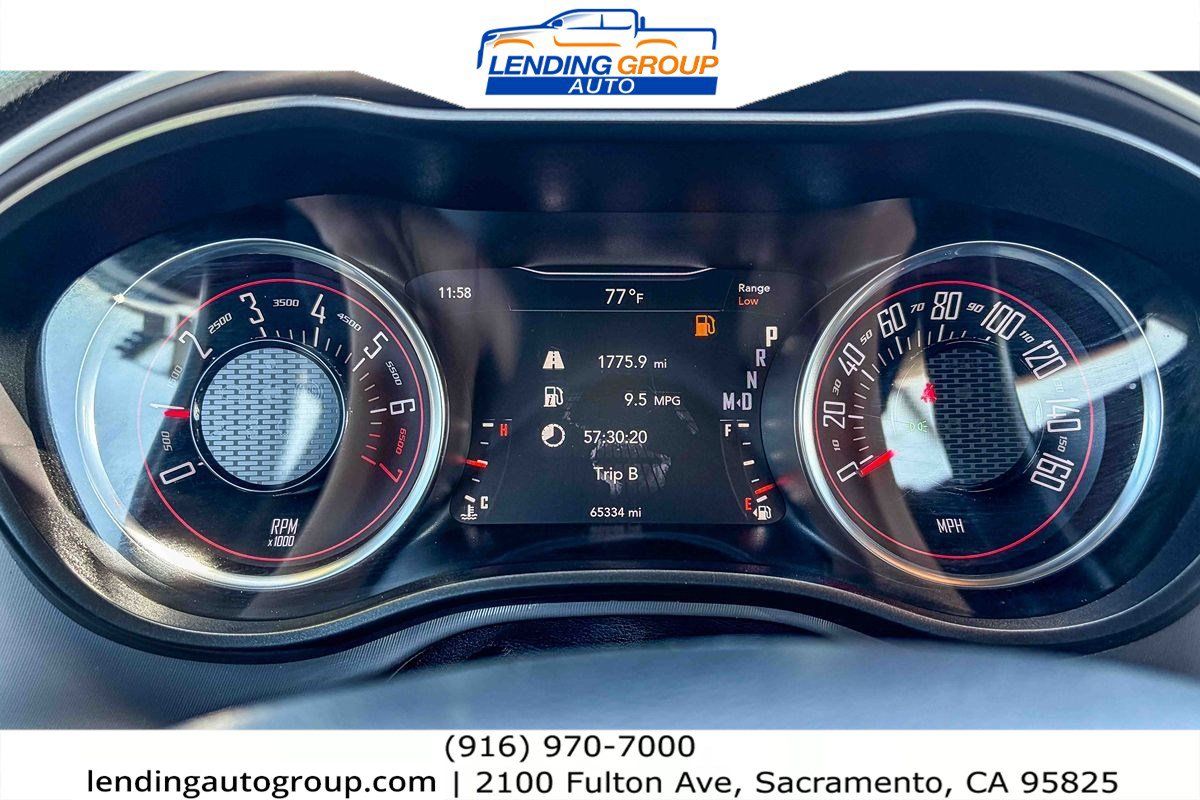 Used 2022 Dodge Challenger SXT RWD image 22