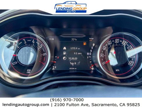 Used 2022 Dodge Challenger SXT RWD image 22