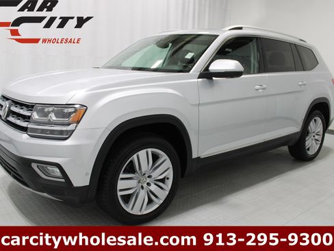 Used 2018 Volkswagen Atlas SEL Premium AWD/4WD image 1