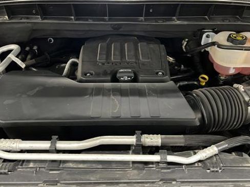Used 2023 GMC Sierra 1500 SLE AWD/4WD image 26