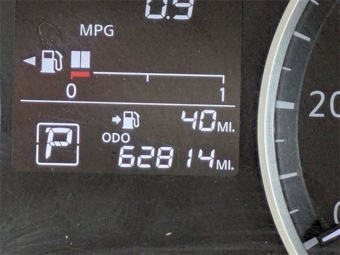 Used 2023 Nissan Kicks S image 30