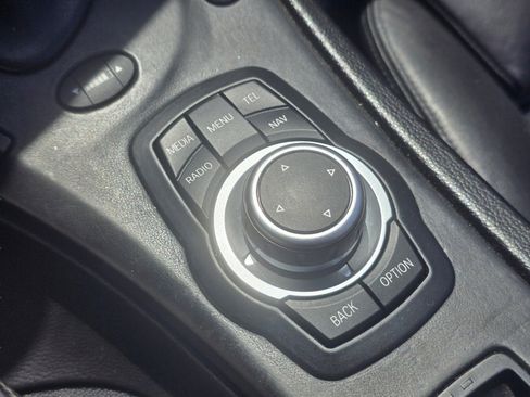 Used 2011 BMW M3 Convertible image 13