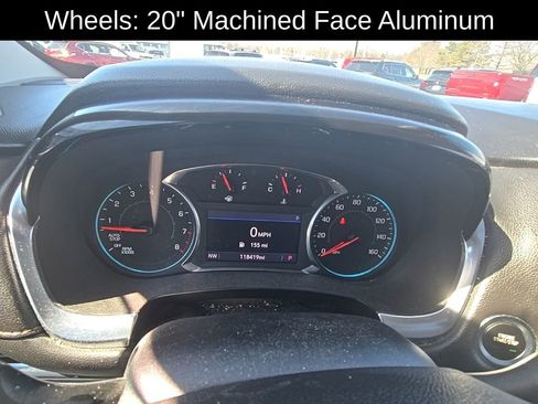 Used 2020 Chevrolet Traverse LT w/ LPO, Midnight Edition image 16