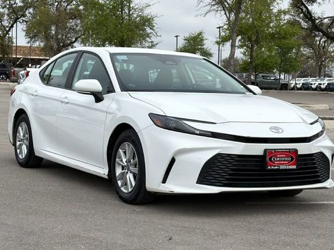 Certified 2025 Toyota Camry LE image 3
