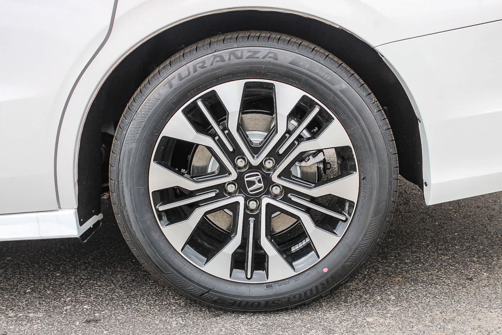 New 2027 Honda Odyssey Elite image 8