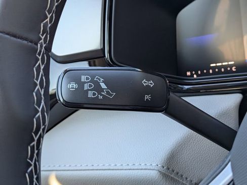 New 2026 Volkswagen Taos S FWD image 29