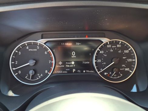 Used 2024 Nissan Rogue SV image 19