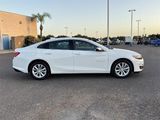 Used 2024 Chevrolet Malibu LT image 2