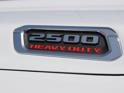 Used 2025 RAM 2500 Big Horn AWD/4WD image 17