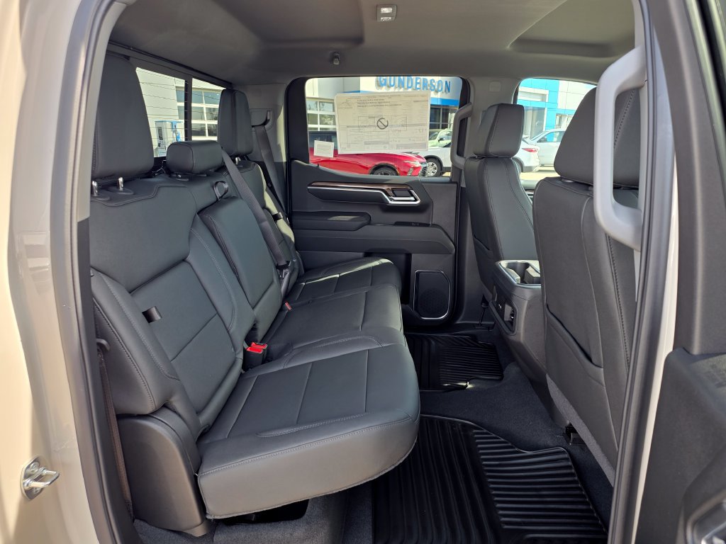 New 2026 Chevrolet Silverado 1500 RST w/ Convenience Package II AWD/4WD image 11
