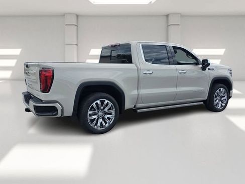Used 2026 GMC Sierra 1500 Denali w/ Denali Reserve Package AWD/4WD image 5