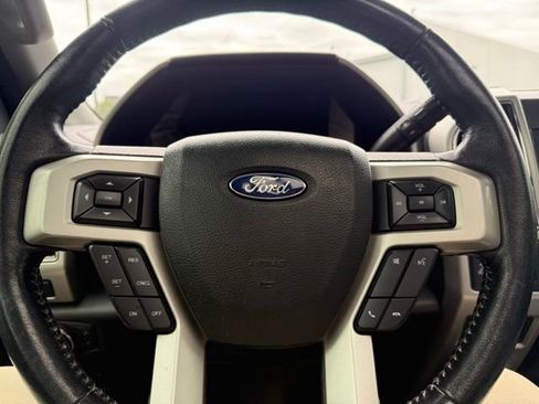 Used 2019 Ford F250 Lariat w/ Lariat Ultimate Package AWD/4WD image 17