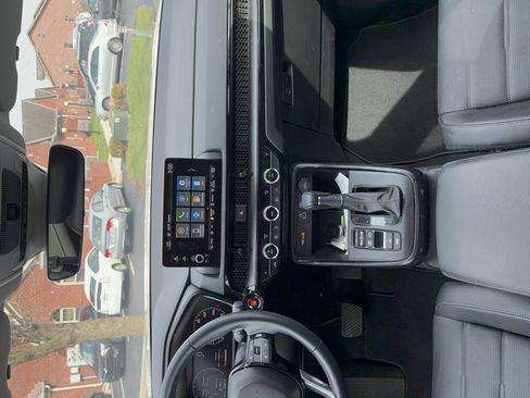 Used 2025 Honda CR-V EX-L image 16