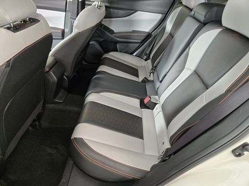 Used 2023 Subaru Crosstrek 2.5i Limited w/ Popular Package #4 image 17