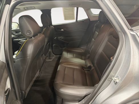 Used 2024 Chevrolet Trax ACTIV w/ Sunroof Package FWD image 14