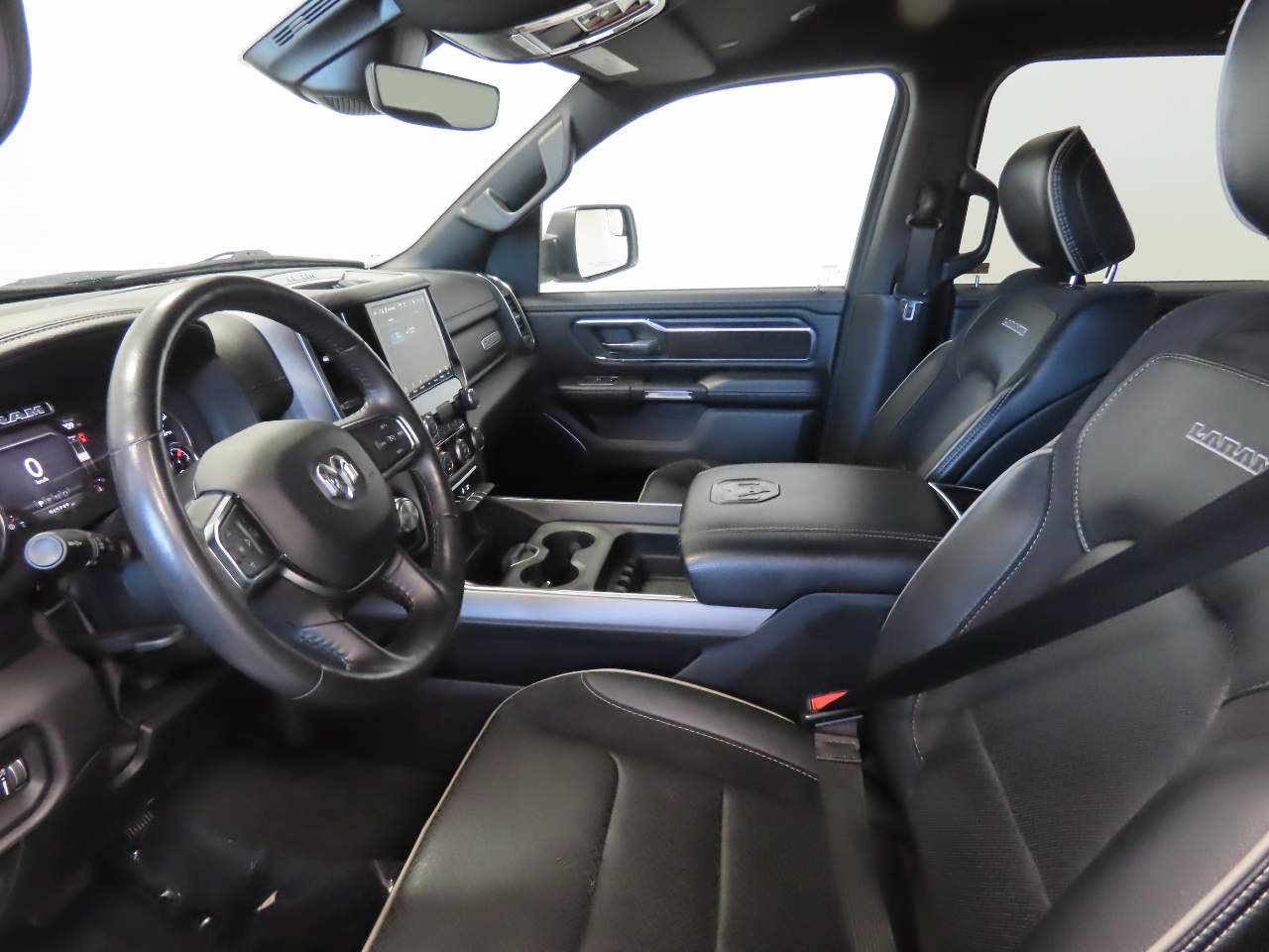 Used 2024 RAM 1500 Laramie RWD image 9