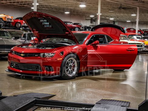 Used 2015 Chevrolet Camaro SS w/ SS Performance Package RWD image 72