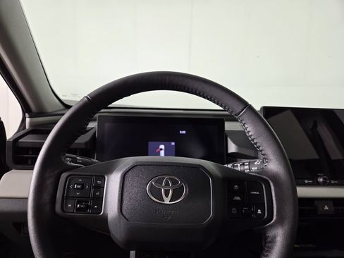Used 2026 Toyota RAV4 XLE Premium w/ Weather Package FWD image 15
