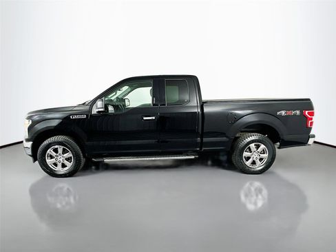 Used 2018 Ford F150 XLT w/ Equipment Group 302A Luxury image 8