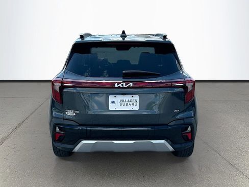 Used 2024 Kia Seltos EX AWD/4WD image 6