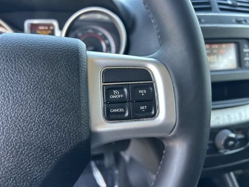 Used 2014 Dodge Journey American Value Package FWD image 23